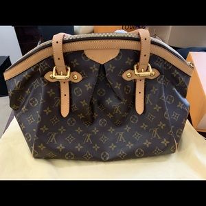 Authentic Louis Vuitton Tivoli MM